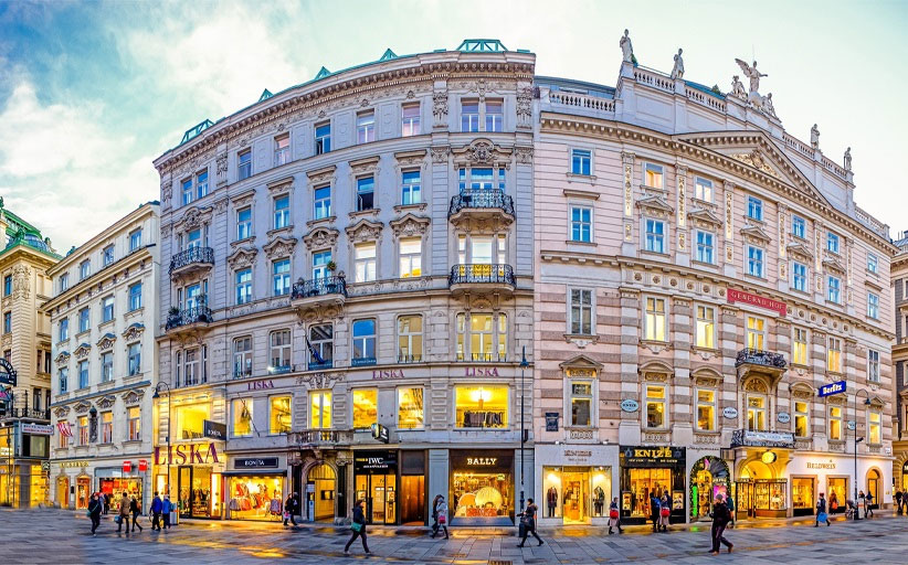 Market-Monitor-Austria Move Market-Monitor-Austria BCD Travel Italia