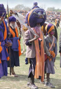 Circle I mistici Guerrieri del Punjab, dal tempio d’oro dei Sikh alla festa dei Nihang BCD Travel