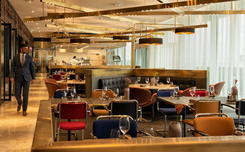 De deuren van restaurant Blue zijn geopend