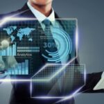 Zakelijke analyse met interactieve schermen en grafieken