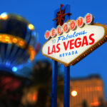 Welcome to Las Vegas sign at night