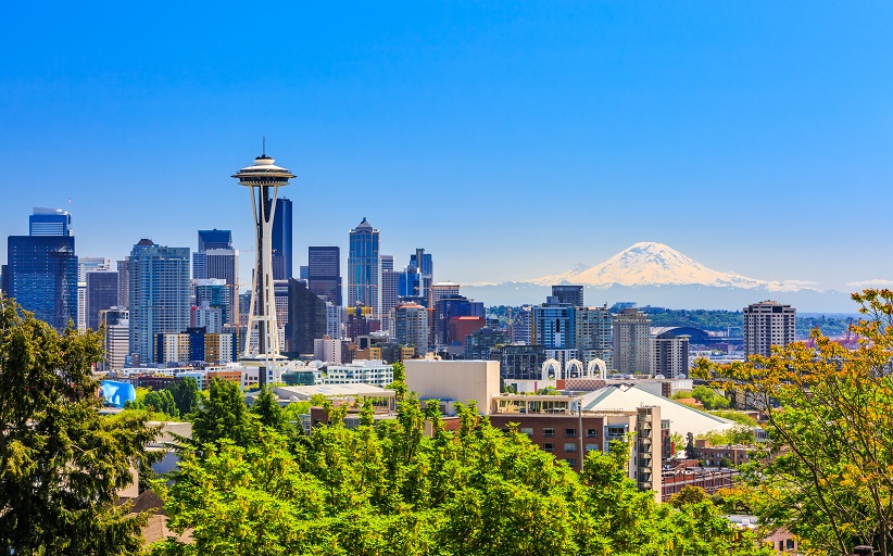 Seattle skyline with Space Needle and Mount Rainier.