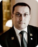 AskAConcierge_Paris_Aug2014_ConciergeCyrilThurierJosse
