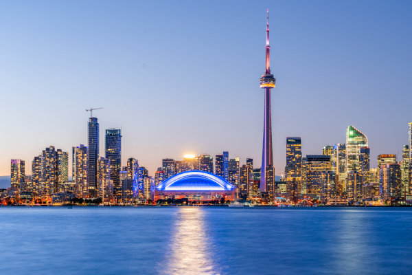 Toronto skyline with CN Tower at dusk